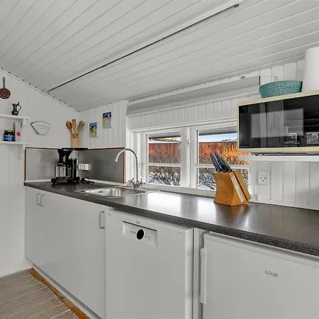 Kato - 125m From The Sea By Interhome Spodsbjerg